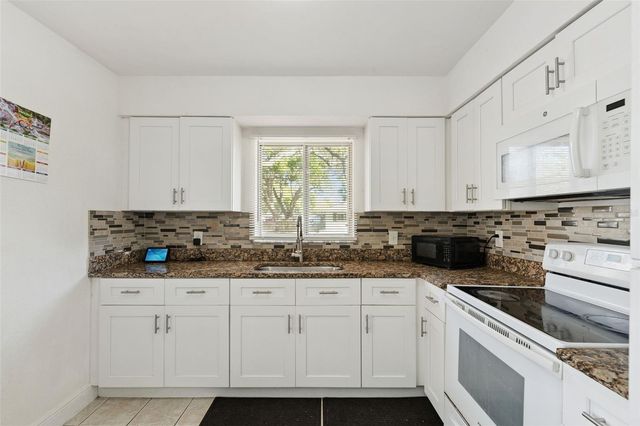 4695 WATCH HILL ROAD, Orlando, FL 32808