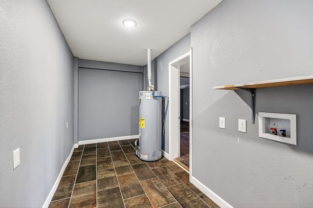 6940 S York Hwy, Clarkrange, TN 38553