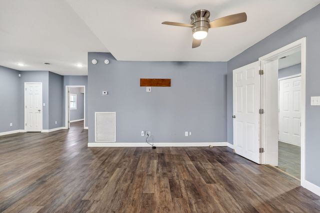 6940 S York Hwy, Clarkrange, TN 38553