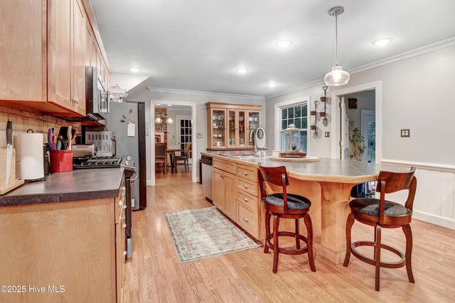 1011 Oak Forest Drive NW, Wilson, NC 27896