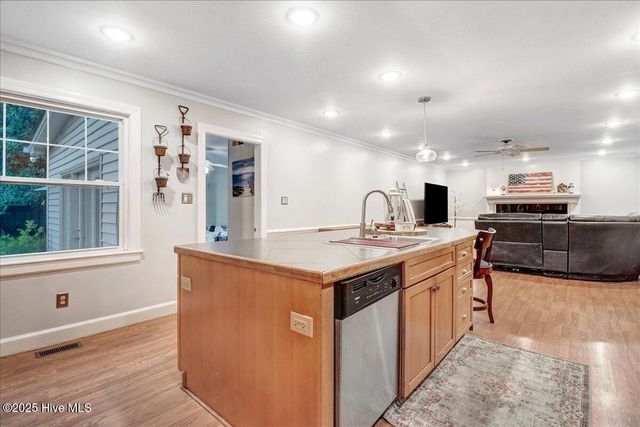 1011 Oak Forest Drive NW, Wilson, NC 27896