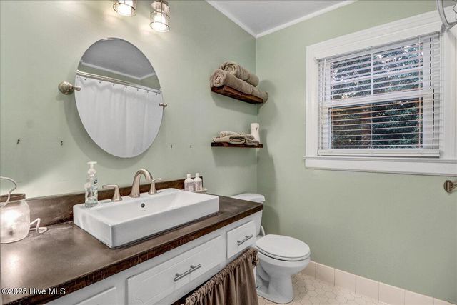 1011 Oak Forest Drive NW, Wilson, NC 27896