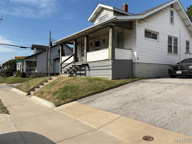 8659 Natural Bridge Road, St Louis, MO 63121