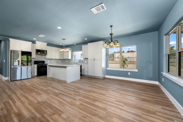 1205 W Avenue G, Temple, TX 76504