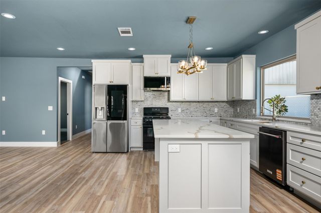 1205 W Avenue G, Temple, TX 76504