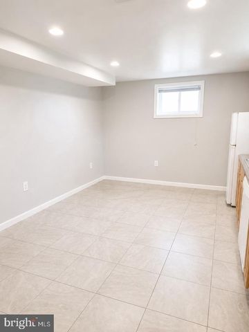 4881 TOWNE PARK RD, Suitland, MD 20746