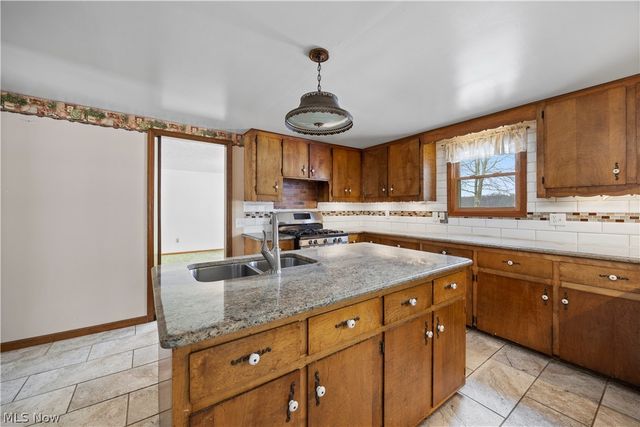 39738 Banks Road, Grafton, OH 44044