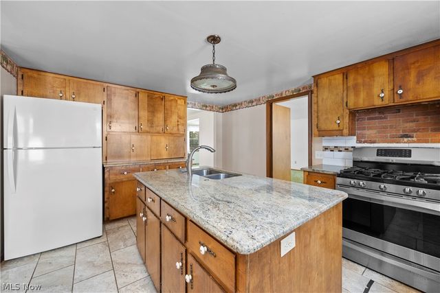 39738 Banks Road, Grafton, OH 44044