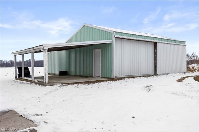 39738 Banks Road, Grafton, OH 44044