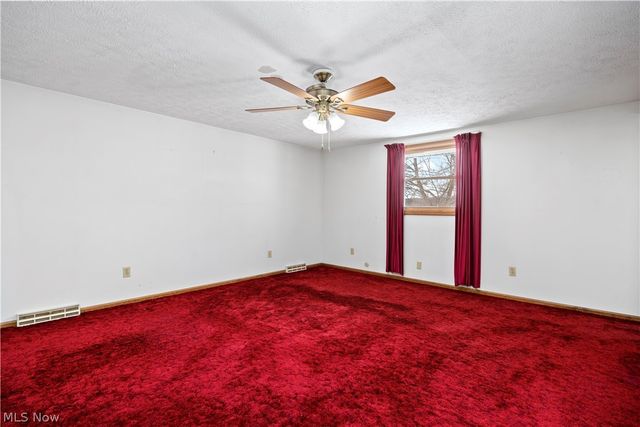 39738 Banks Road, Grafton, OH 44044