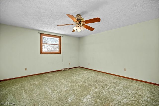 39738 Banks Road, Grafton, OH 44044