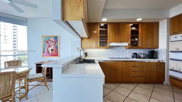 21150 Point Place 1202, Aventura, FL 33180
