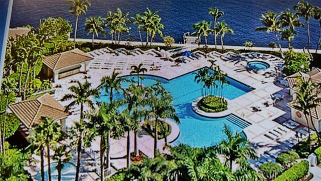 21150 Point Place 1202, Aventura, FL 33180