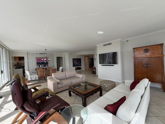 21150 Point Place 1202, Aventura, FL 33180