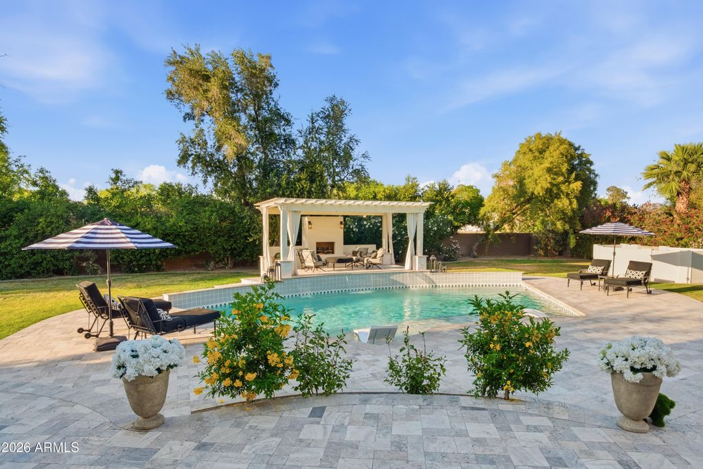 Image 25 of property listing at 6702 E SUNNYVALE Road, Paradise Valley, AZ 85253