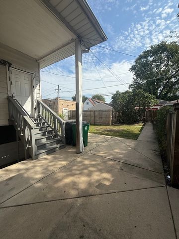 1231 Ridgeland Avenue, Berwyn, IL 60402