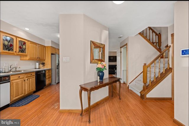 1106 MEADOWS DR, Williamstown, NJ 08094