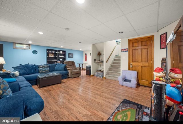 1106 MEADOWS DR, Williamstown, NJ 08094