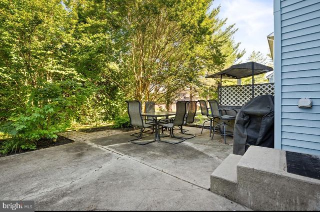 1106 MEADOWS DR, Williamstown, NJ 08094