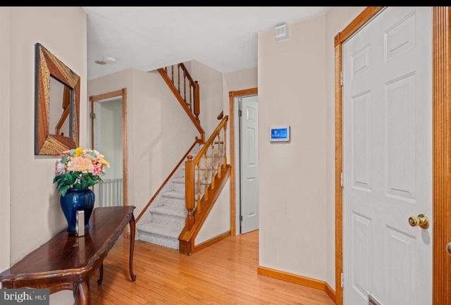 1106 MEADOWS DR, Williamstown, NJ 08094