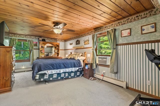 61 Philip Lane, Killingly, CT 06241