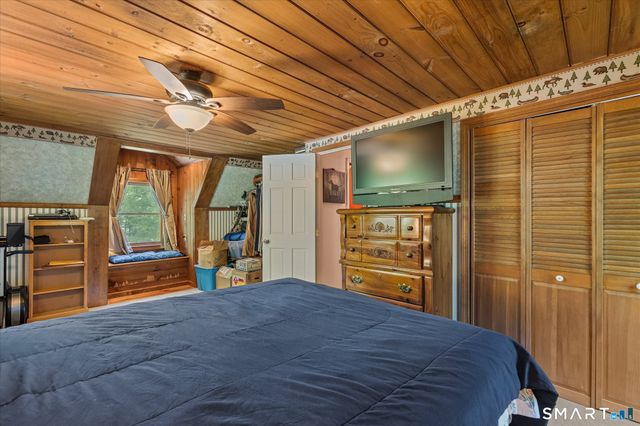 61 Philip Lane, Killingly, CT 06241