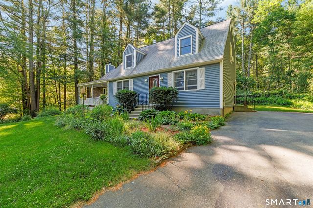 61 Philip Lane, Killingly, CT 06241