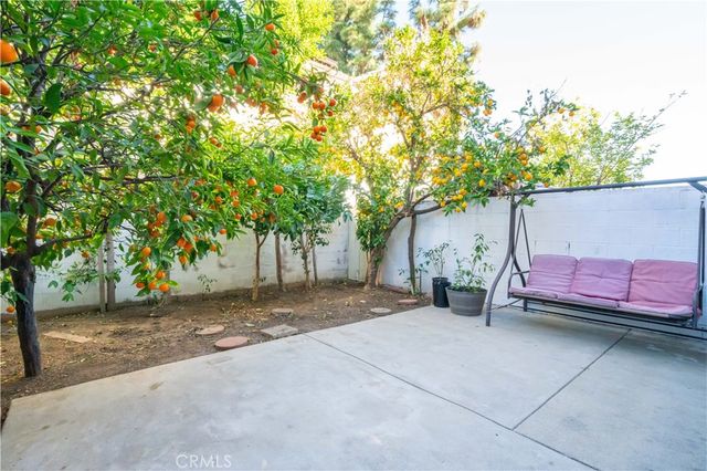 10125 De Soto 45, Chatsworth, CA 91311