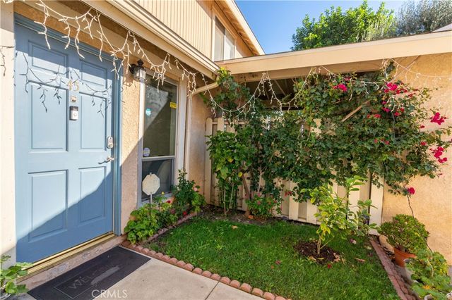 10125 De Soto 45, Chatsworth, CA 91311