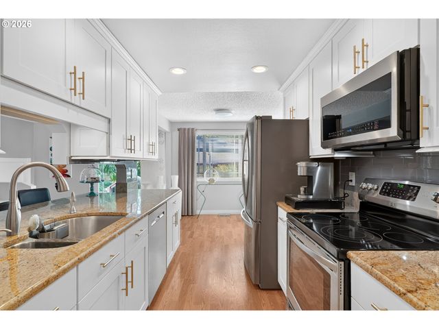 2530 Sw 192ND Ave, Beaverton, OR 97003