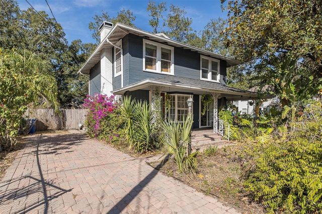 8114 N ALASKA STREET, Tampa, FL 33604