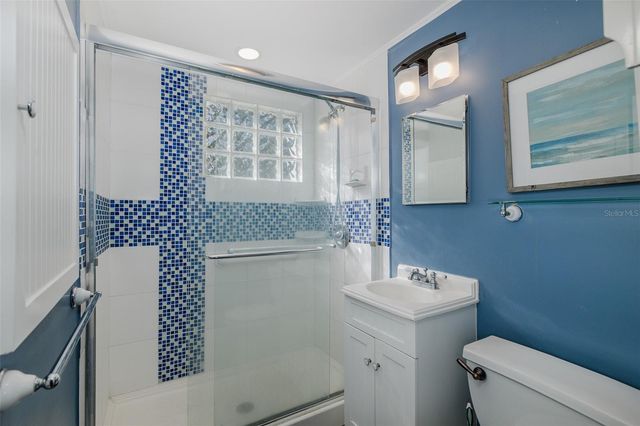 8114 N ALASKA STREET, Tampa, FL 33604