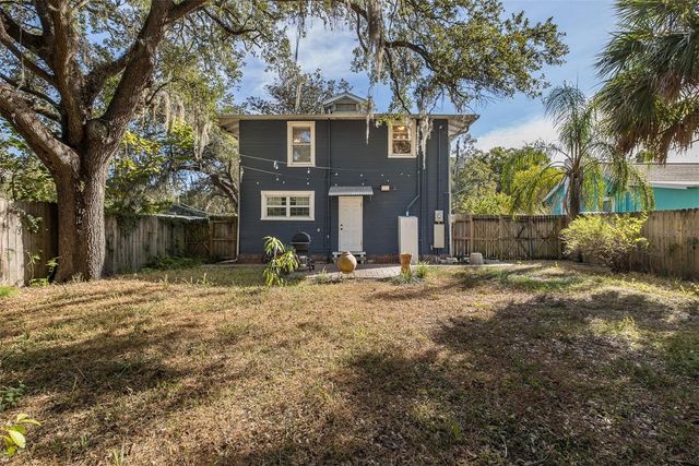 8114 N ALASKA STREET, Tampa, FL 33604