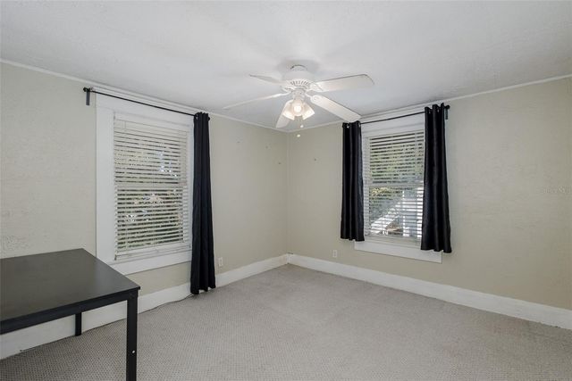 8114 N ALASKA STREET, Tampa, FL 33604