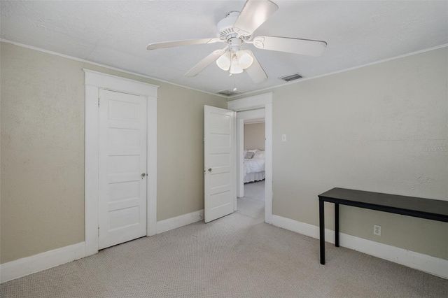 8114 N ALASKA STREET, Tampa, FL 33604