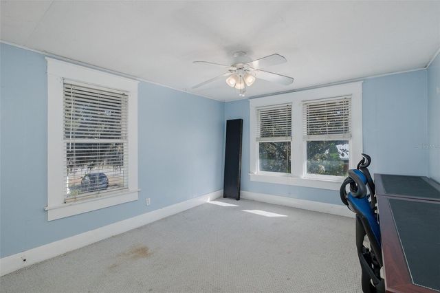 8114 N ALASKA STREET, Tampa, FL 33604