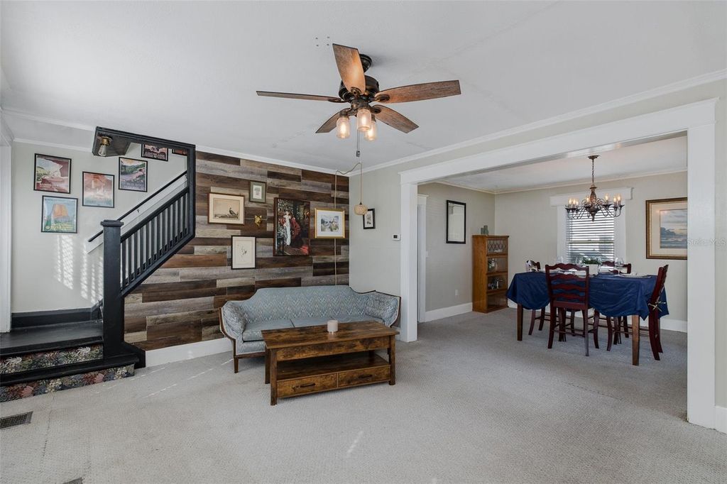 Image 21 of property listing at 8114 N ALASKA STREET, Tampa, FL 33604