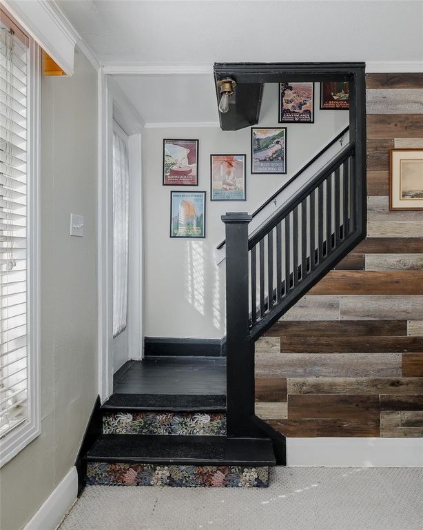 Image 27 of property listing at 8114 N ALASKA STREET, Tampa, FL 33604