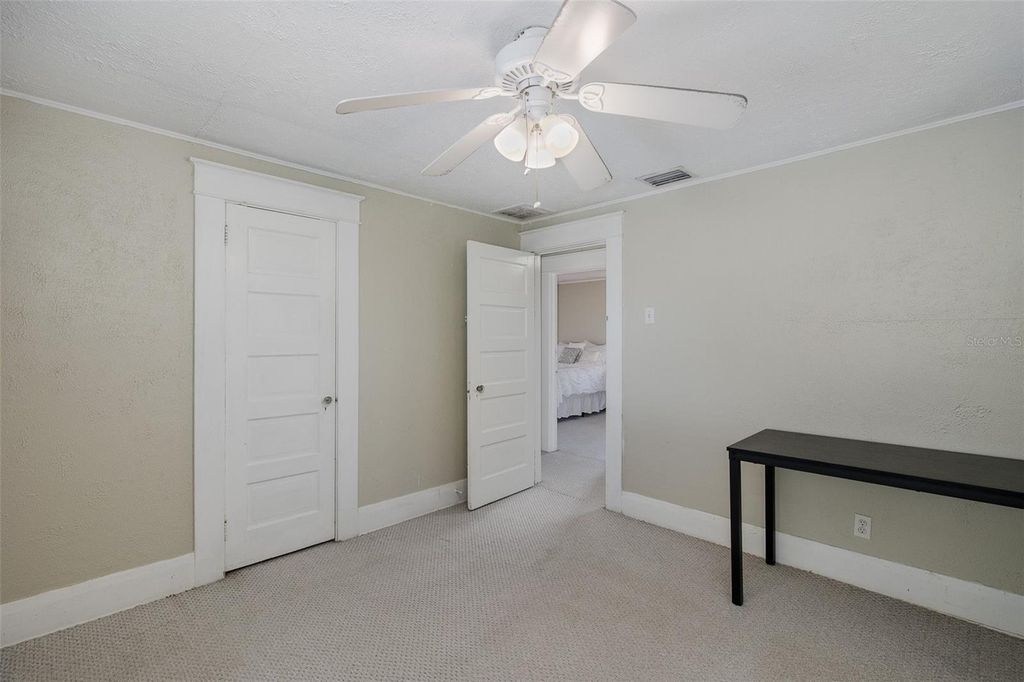 Image 42 of property listing at 8114 N ALASKA STREET, Tampa, FL 33604