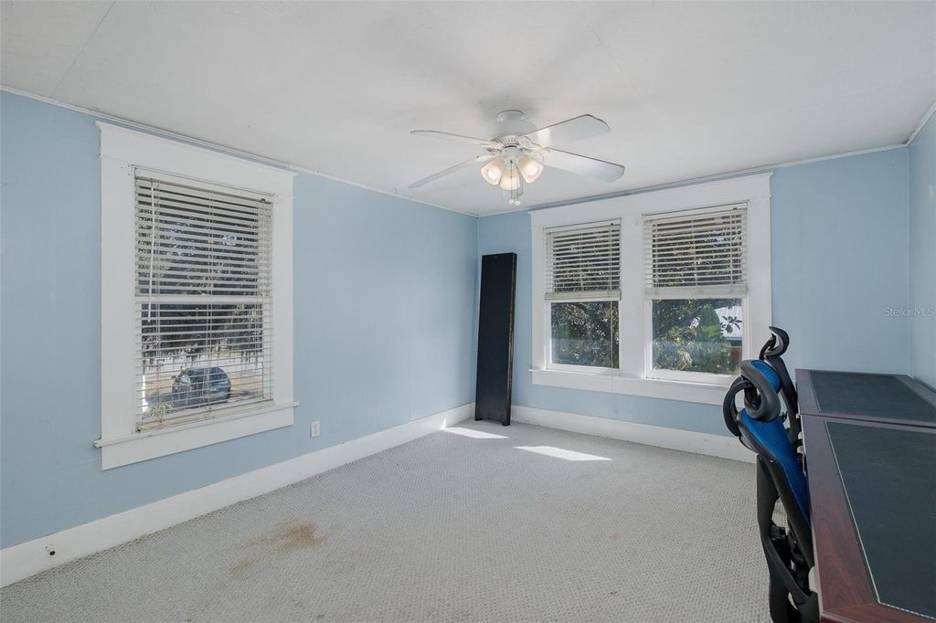 Image 44 of property listing at 8114 N ALASKA STREET, Tampa, FL 33604