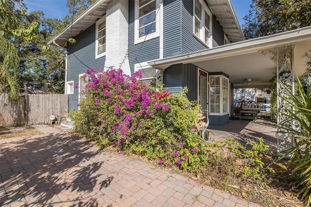 Image 48 of property listing at 8114 N ALASKA STREET, Tampa, FL 33604