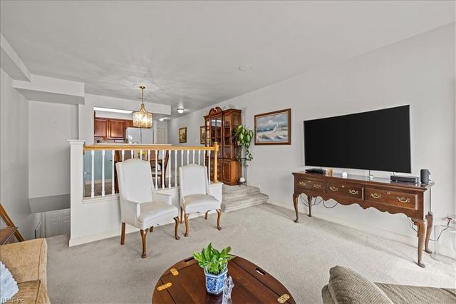 475 Water St Apt 515, Portsmouth, VA 23704