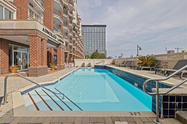 475 Water St Apt 515, Portsmouth, VA 23704