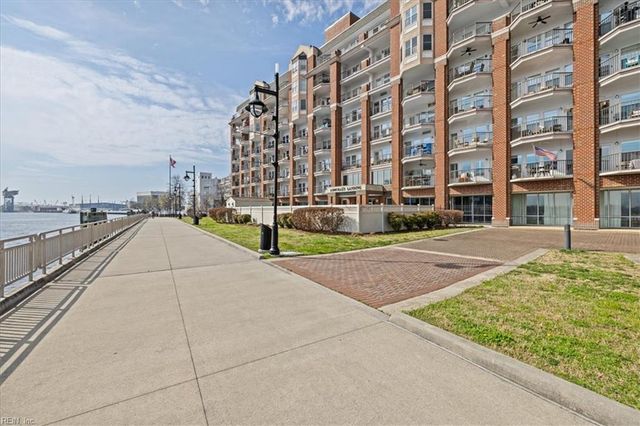 475 Water St Apt 515, Portsmouth, VA 23704