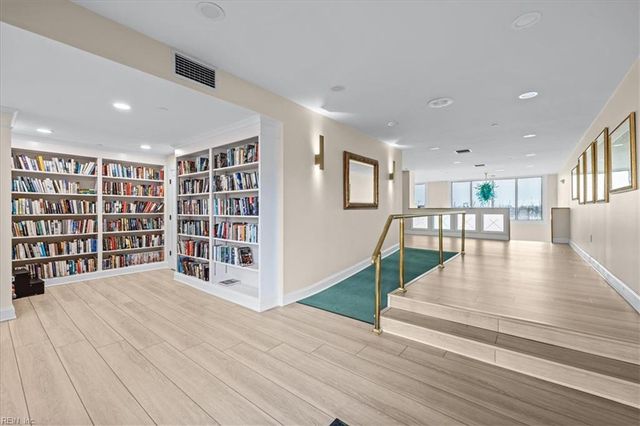 475 Water St Apt 515, Portsmouth, VA 23704