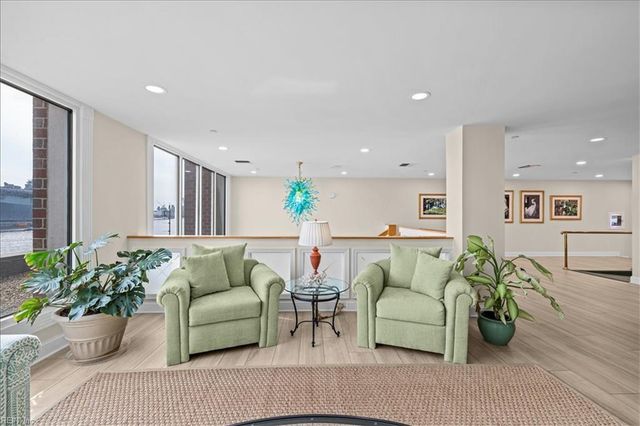 475 Water St Apt 515, Portsmouth, VA 23704