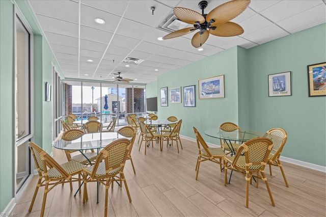 475 Water St Apt 515, Portsmouth, VA 23704