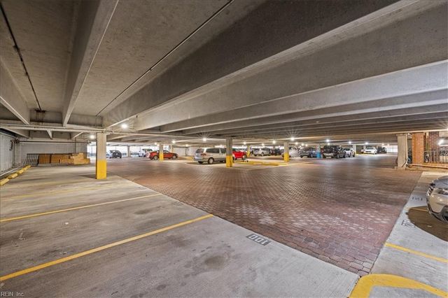 475 Water St Apt 515, Portsmouth, VA 23704