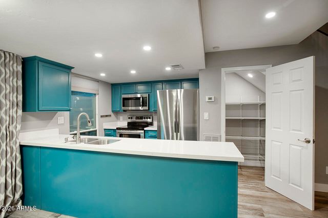 15415 N 2nd Street, Phoenix, AZ 85022