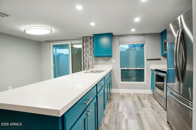 15415 N 2nd Street, Phoenix, AZ 85022